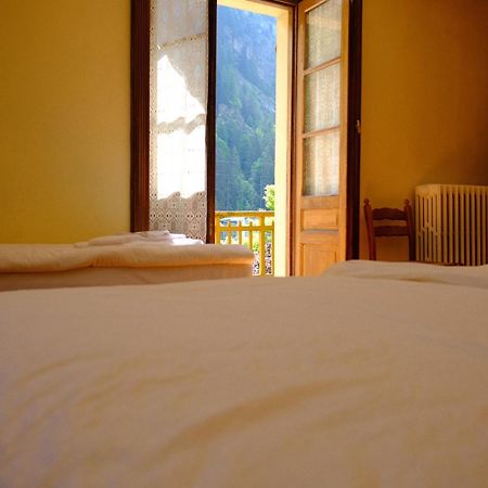 Hotel Villa Tedaldi Gressoney-Saint-Jean Bagian luar foto