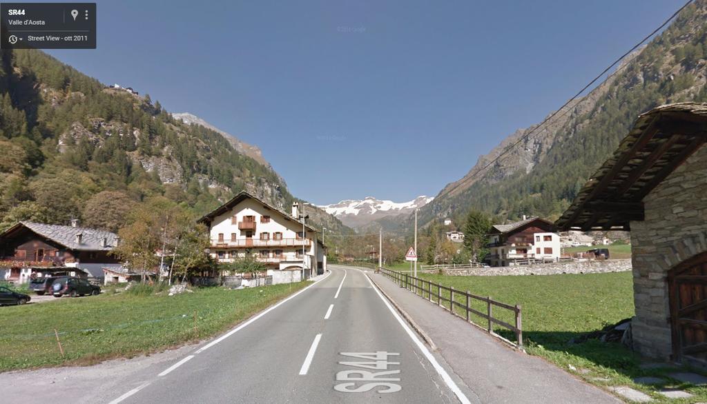 Hotel Villa Tedaldi Gressoney-Saint-Jean Bagian luar foto