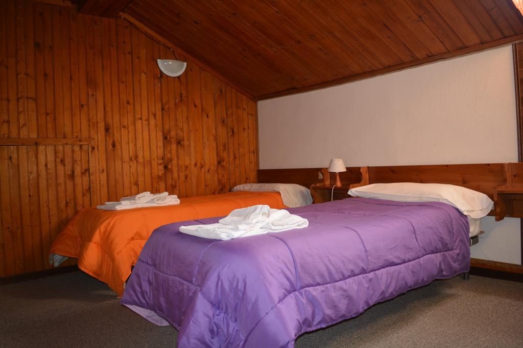 Hotel Villa Tedaldi Gressoney-Saint-Jean Bagian luar foto